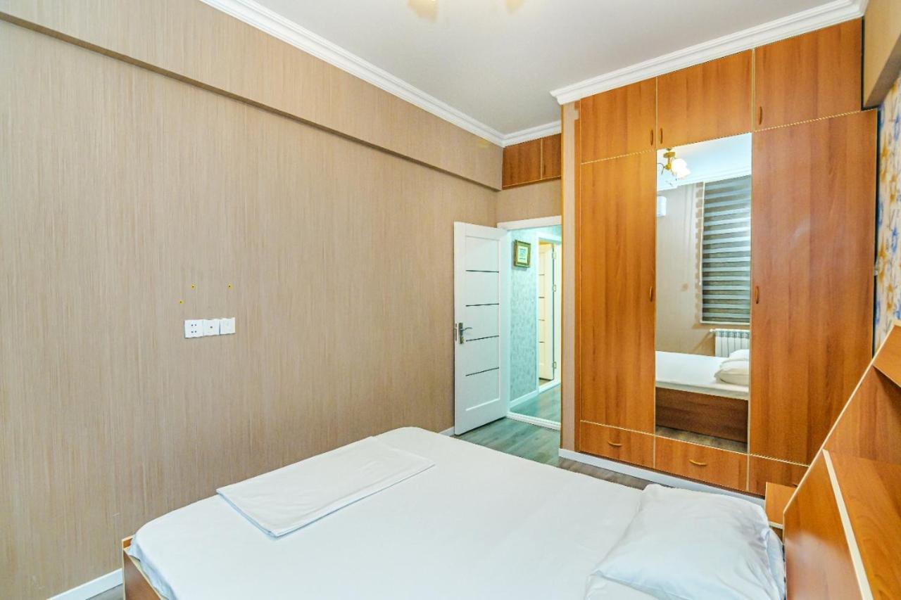 M Estate 1 room Targovi Bakú Exterior foto