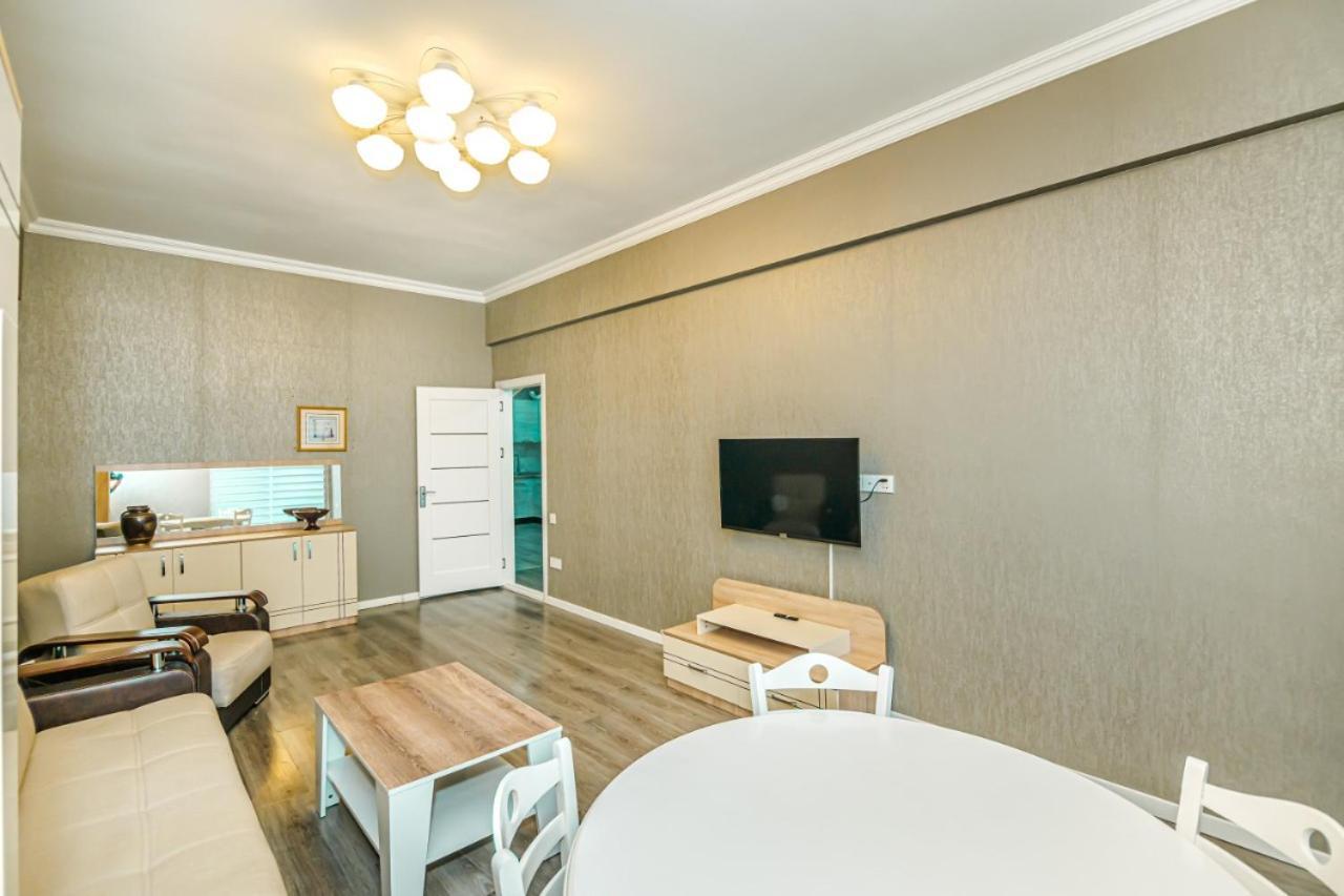 M Estate 1 room Targovi Bakú Exterior foto